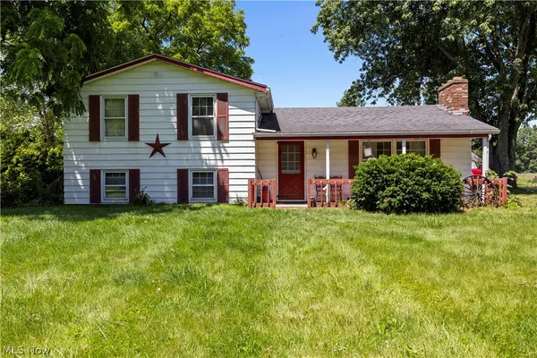 $260,000 | 8134 Oberlin Road, Elyria, OH 44035