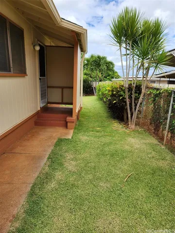 $3,200 | 4346 Keaka Drive, Honolulu, HI 96818
