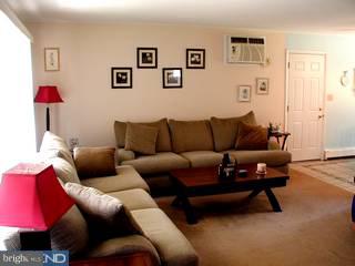 58 Cactus Road Levittown, PA 19057 - Photo 5 of 6