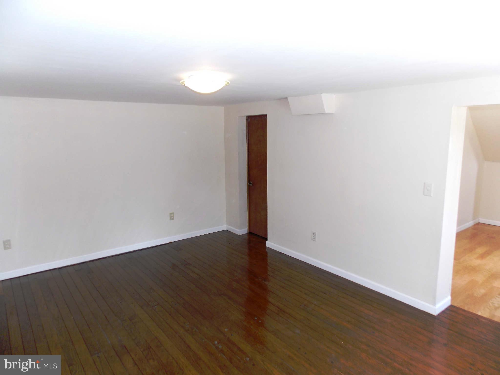 10137 Bird River Road Baltimore, MD 21220 - Photo 7 of 23 Family Room
