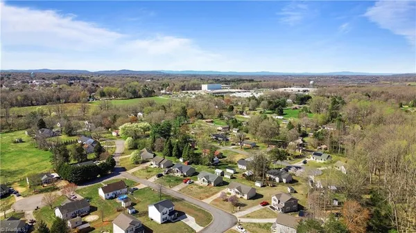 $299,900 | 112 McCleskey Drive, Yadkinville, NC 27055