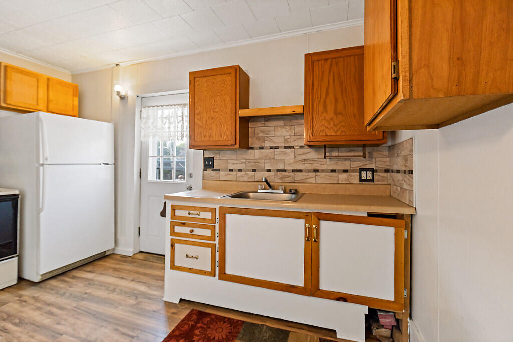 19 Spring Street Clinton, ME 04927 - Photo 33 of 49 33