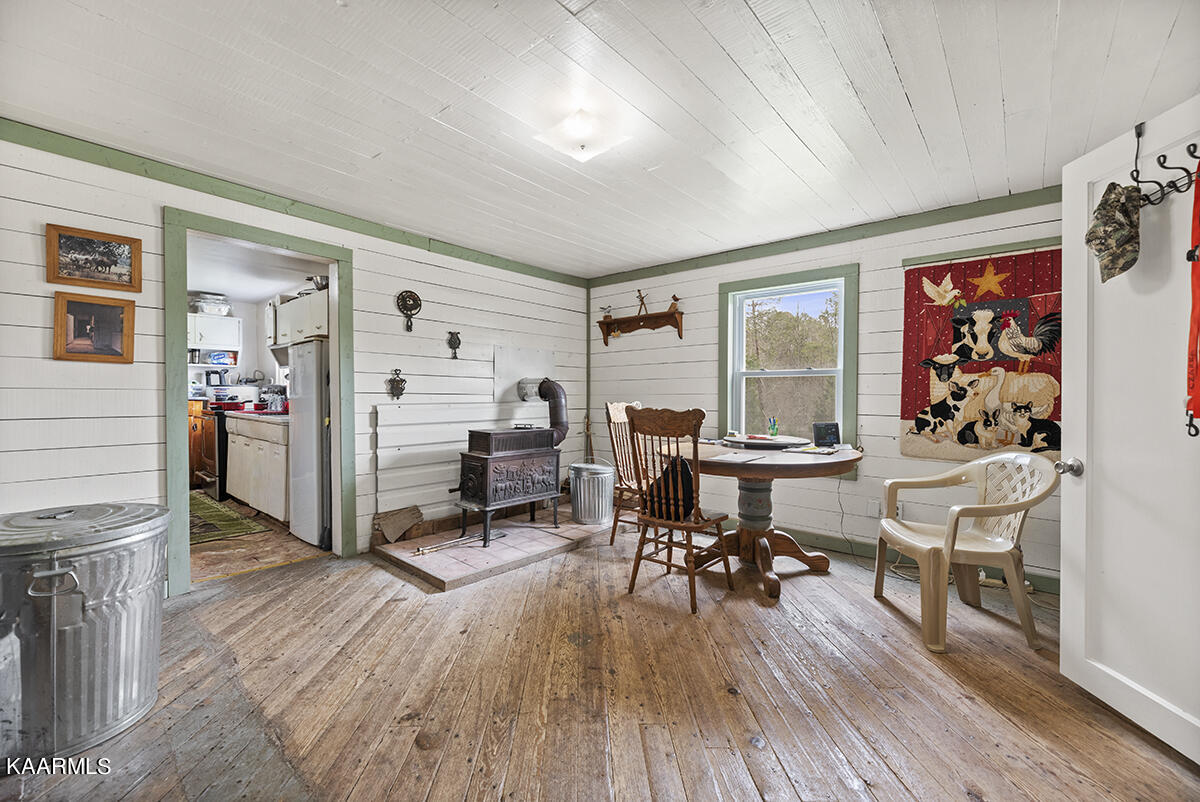 679 Indian Gap Road Andersonville, TN 37705 - Photo 5 of 40 DSC_8463