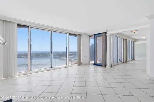 $4,495,000 | 525 South Flagler Drive, Unit 20 B&C, West Palm Beach, FL 33401