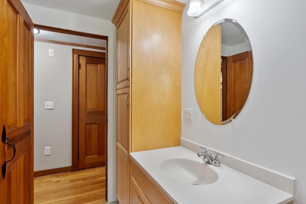 252 Great Road Maynard, MA 01754 - Photo 18 of 41