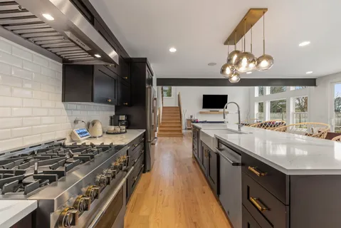 $1,900,000 | 731 Saddlers Court, Naperville, IL 60540