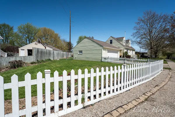 $350,000 | 141 Highland Drive, Rockford, MI 49341