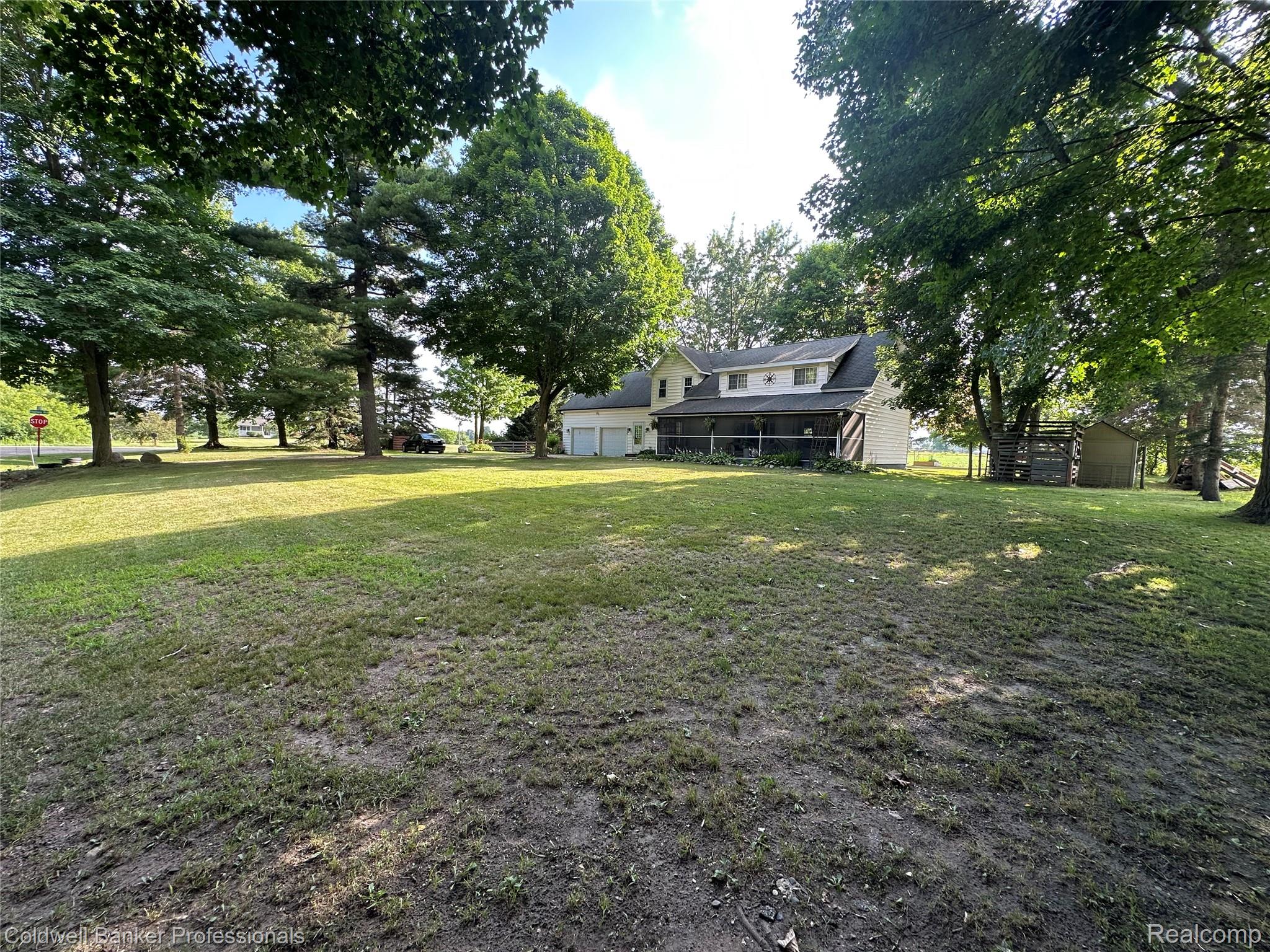2119 Haines Road Lapeer, MI 48446 - Photo 28 of 39 IMG_8903.jpeg
