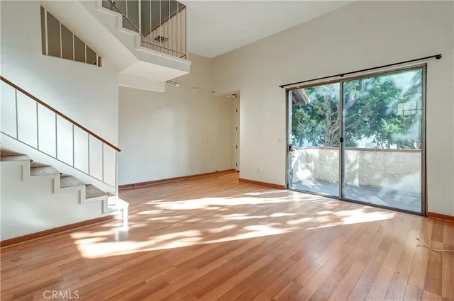 $4,000 | 1711 Grismer Avenue, Burbank, CA 91504