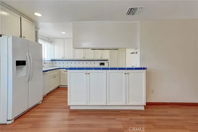 $4,000 | 1711 Grismer Avenue, Burbank, CA 91504