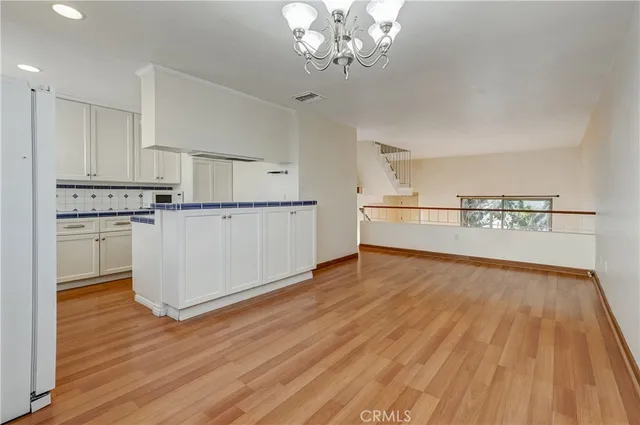 $4,000 | 1711 Grismer Avenue, Burbank, CA 91504