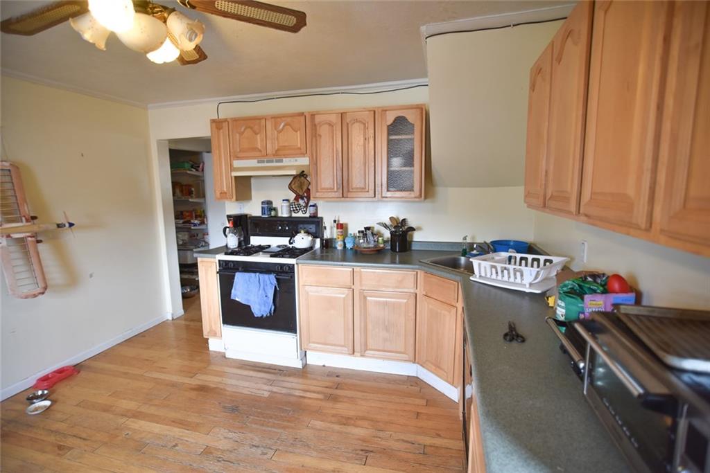 627 Maple Street Irwin, PA 15642 - Photo 14 of 20 Gallery Image 14
