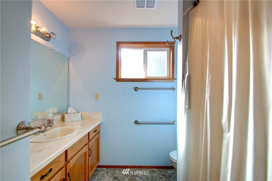 115 South Waugh Road Mount Vernon, WA 98274 - Photo 13 of 24 Gallery Image 13