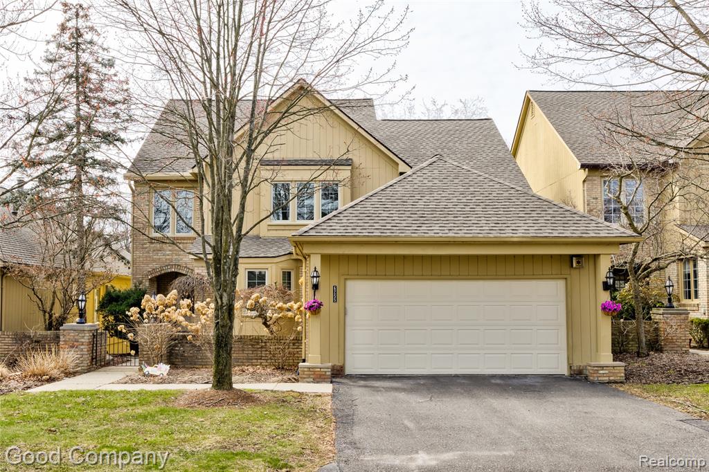 6255 Celeste Road West Bloomfield, MI 48322 - Photo 1 of 50