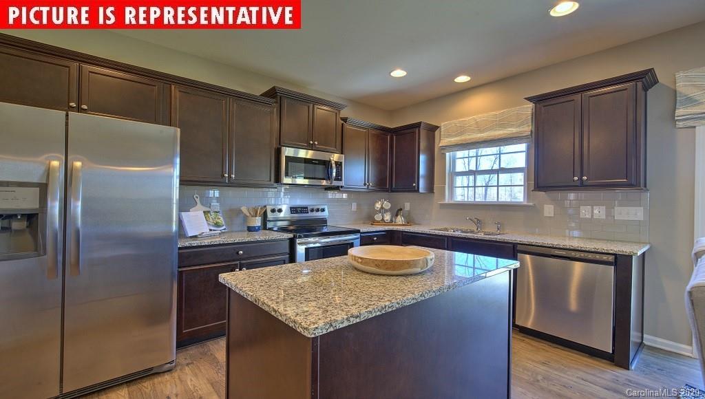 4926 Traynor Road Charlotte, NC 28216 - Photo 11 of 37 Gallery Image 11