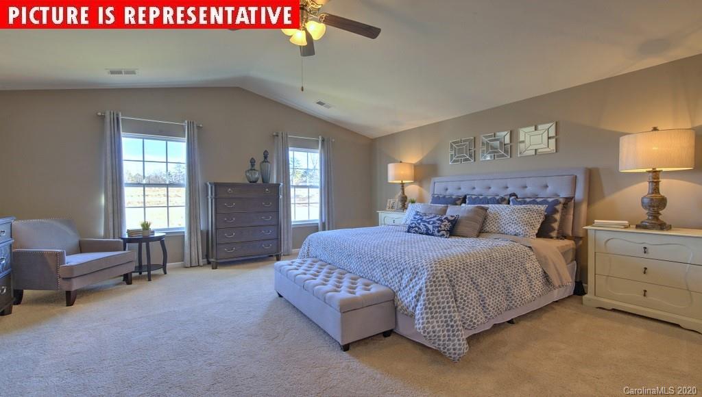 4926 Traynor Road Charlotte, NC 28216 - Photo 34 of 37 Gallery Image 34