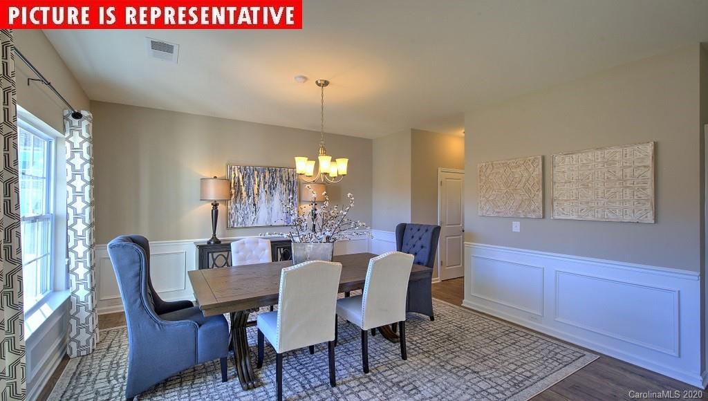 4926 Traynor Road Charlotte, NC 28216 - Photo 6 of 37 Gallery Image 6