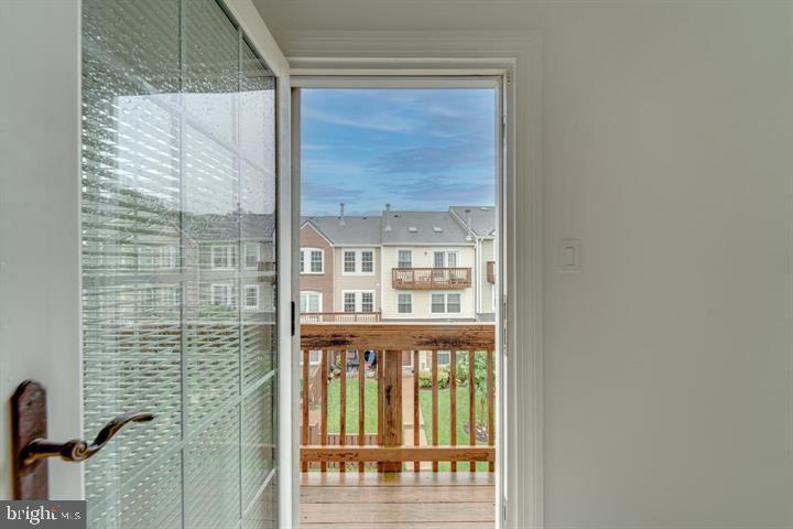 4047 Chetham Way Woodbridge, VA 22192 - Photo 42 of 55 a view of a glass door and a window