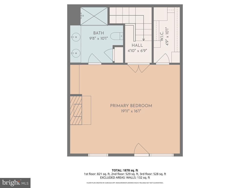 4047 Chetham Way Woodbridge, VA 22192 - Photo 54 of 55 a picture of a room with a white wall and a potted plant