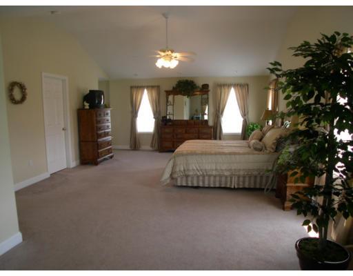 2 Brandons Way Pepperell, MA 01463 - Photo 13 of 21
