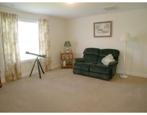 2 Brandons Way Pepperell, MA 01463 - Photo 16 of 21
