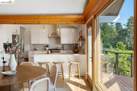 $1,398,000 | 7008 Thornhill Drive, Oakland, CA 94611