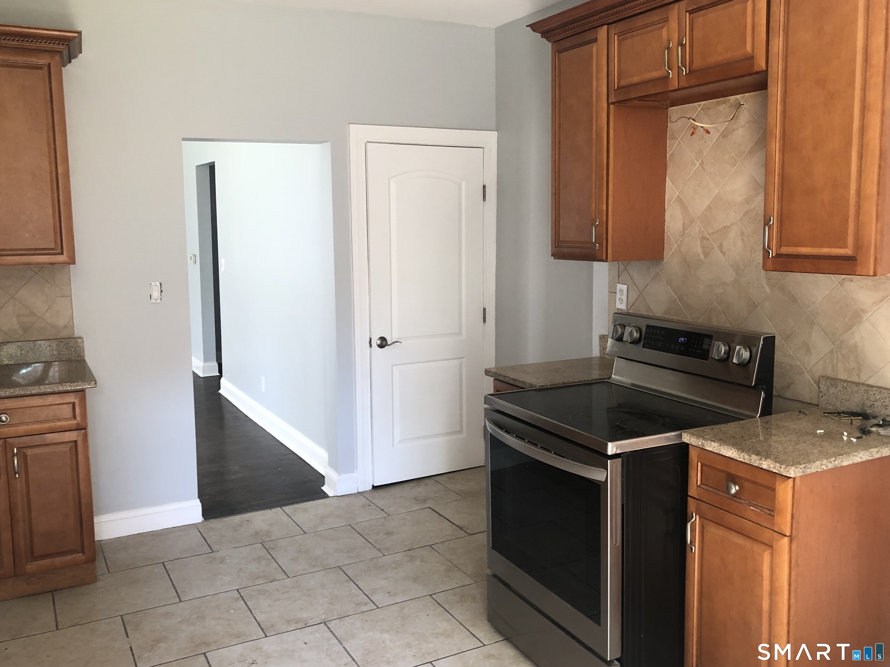 69 Prospect Street Enfield, CT 06082 - Photo 10 of 19