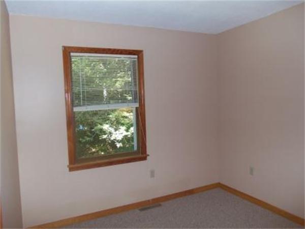 181 South Village Road Tolland, MA 01034 - Photo 12 of 24