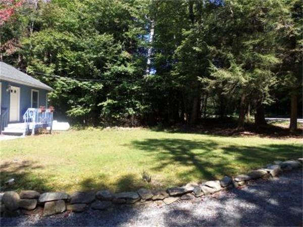 181 South Village Road Tolland, MA 01034 - Photo 17 of 24