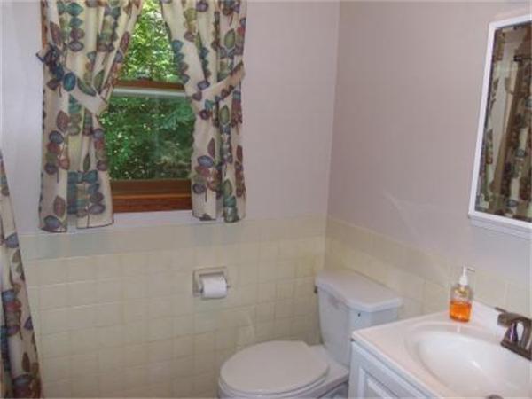 181 South Village Road Tolland, MA 01034 - Photo 9 of 24