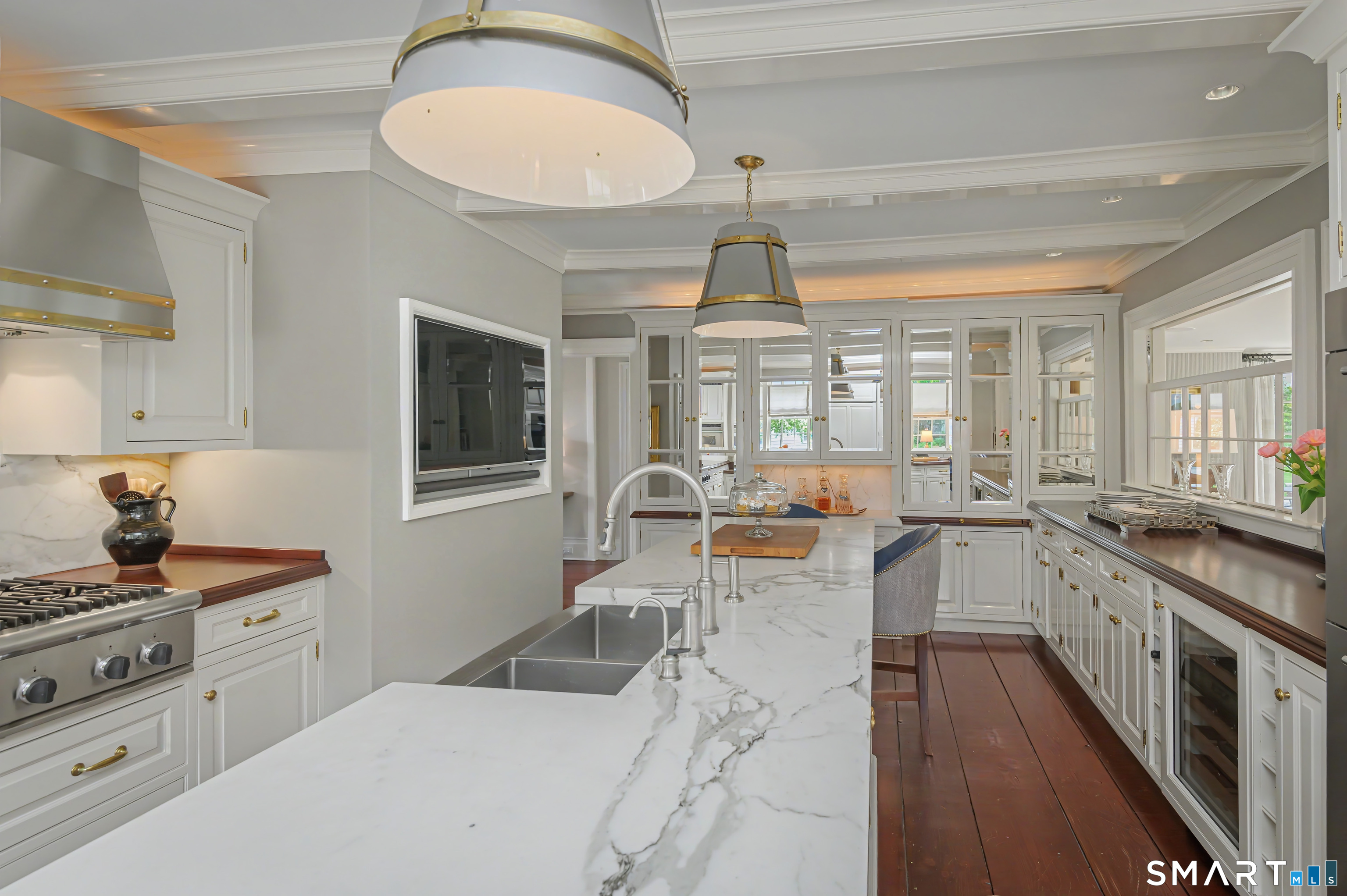 65 Ridgefield Road Wilton, CT 06897 - Photo 11 of 40