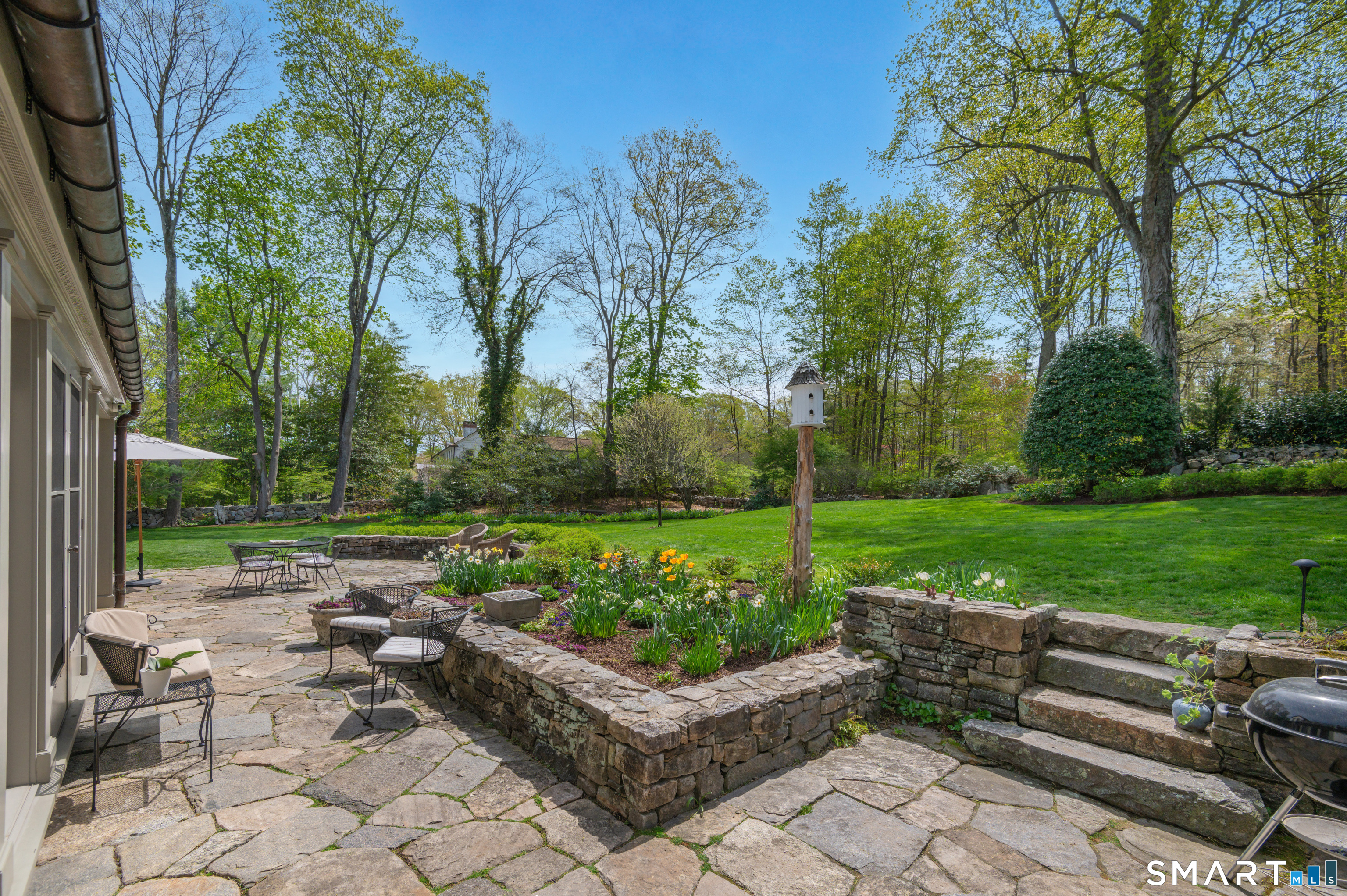 65 Ridgefield Road Wilton, CT 06897 - Photo 31 of 40