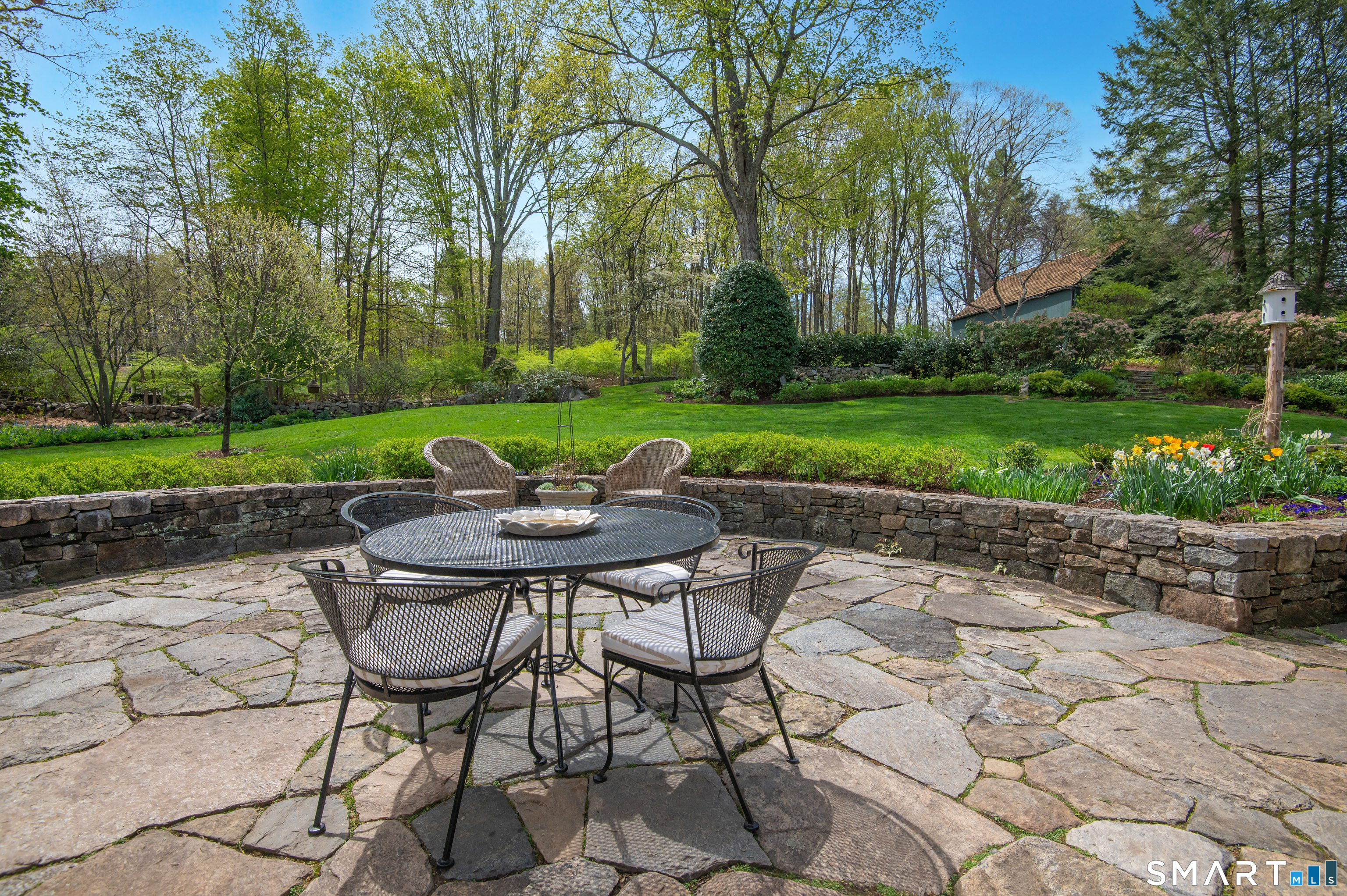 65 Ridgefield Road Wilton, CT 06897 - Photo 32 of 40