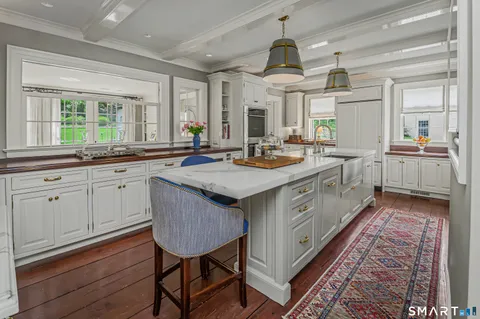 $2,450,000 | 65 Ridgefield Road, Wilton, CT 06897