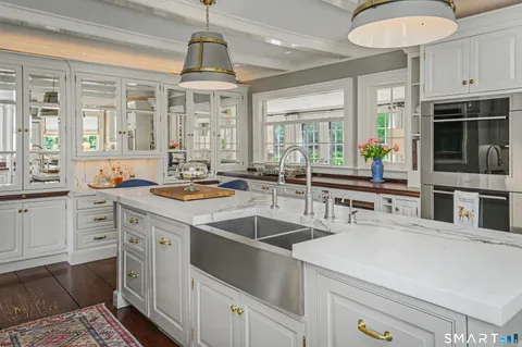 $2,450,000 | 65 Ridgefield Road, Wilton, CT 06897