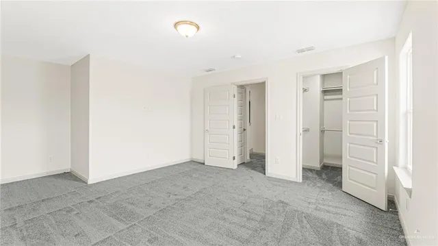 $369,900 | 2201 Antelope Cyn Street, Edinburg, TX 78541