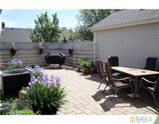 77 B Winthrop Road Monroe Township, NJ 08831 - Photo 22 of 23 Gallery Image 22