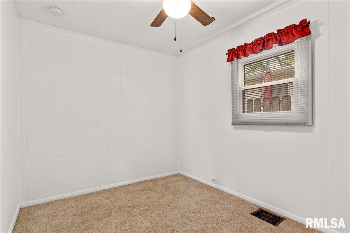 1638 West Capitol Avenue Springfield, IL 62704 - Photo 11 of 32
