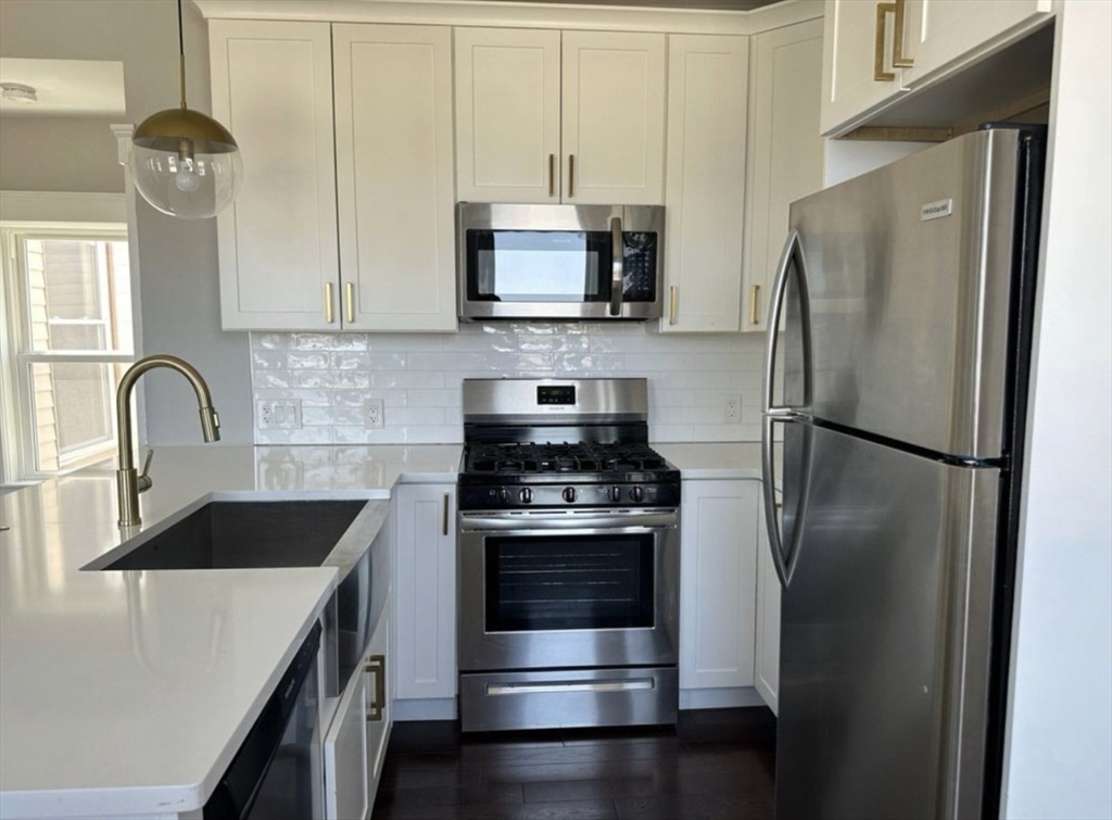 181-183 Chelsea Street Everett, MA 02149 - Photo 4 of 12