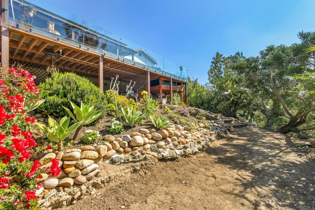 5036 Litchfield Road San Diego, CA 92116 - Photo 12 of 62