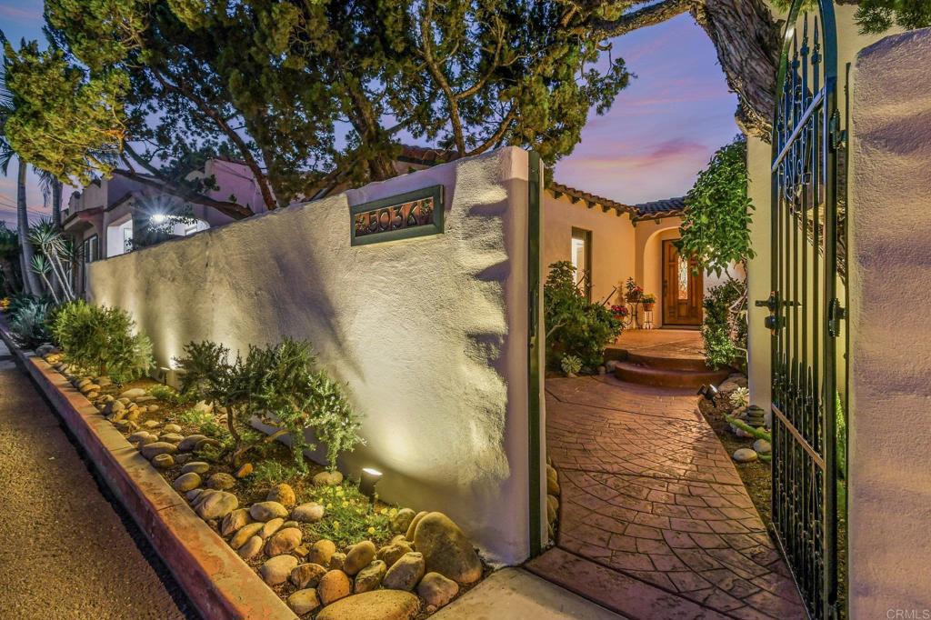 5036 Litchfield Road San Diego, CA 92116 - Photo 16 of 62