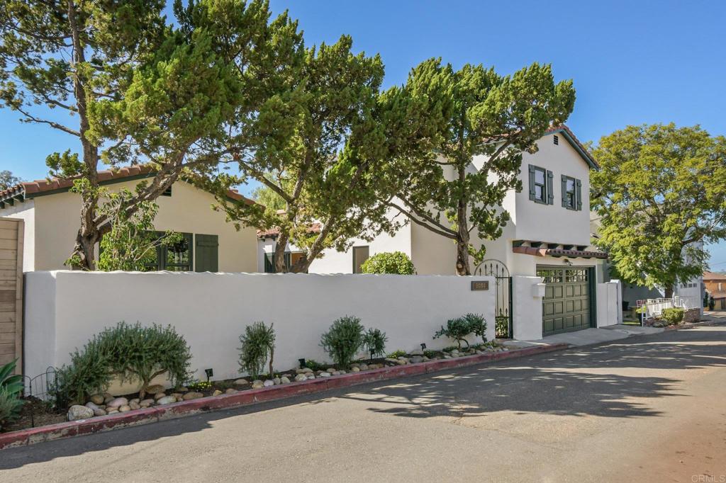 5036 Litchfield Road San Diego, CA 92116 - Photo 2 of 62