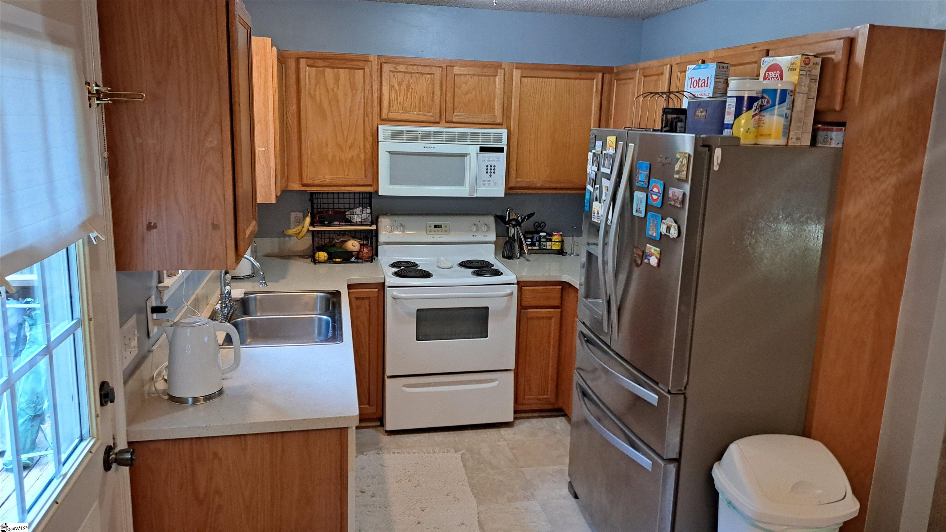 121 B Harvey Road Greer, SC 29651 - Photo 10 of 30