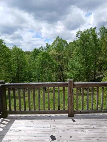 $950,000 | 96 Cascade Trail, Fancy Gap, VA 24328