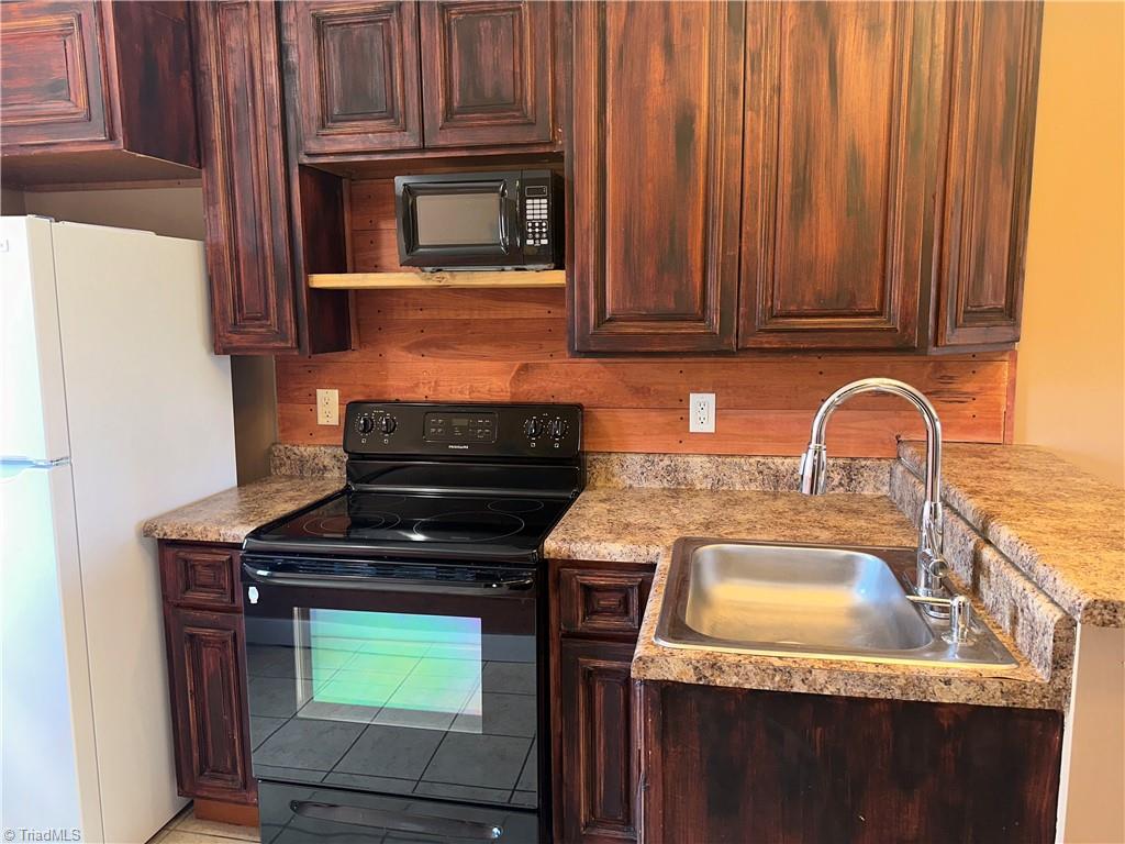 96 Cascade Trail Fancy Gap, VA 24328 - Photo 23 of 30