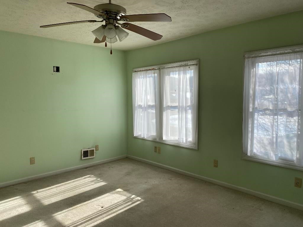 3410 Waverly Road Huntington, WV 25704 - Photo 11 of 19 Gallery Image 11
