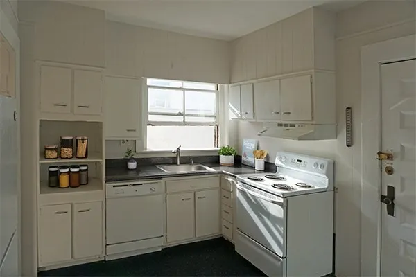 $4,100 | 1800 Massachusetts Avenue, Unit 32, Cambridge, MA 02140