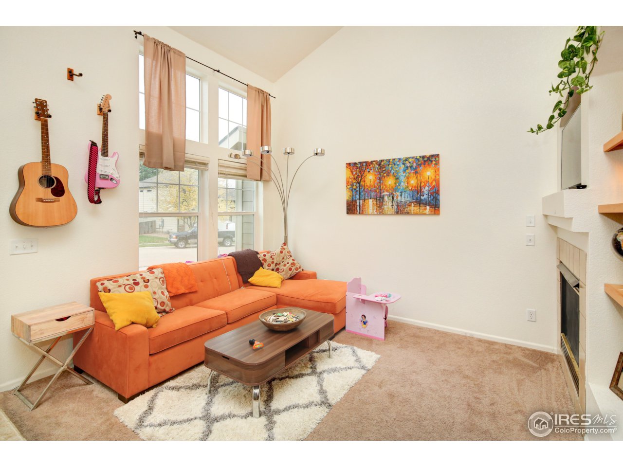 1902 Falcon Ridge Drive, Unit B Fort Collins, CO 80528 - Photo 5 of 19 Light and Bright