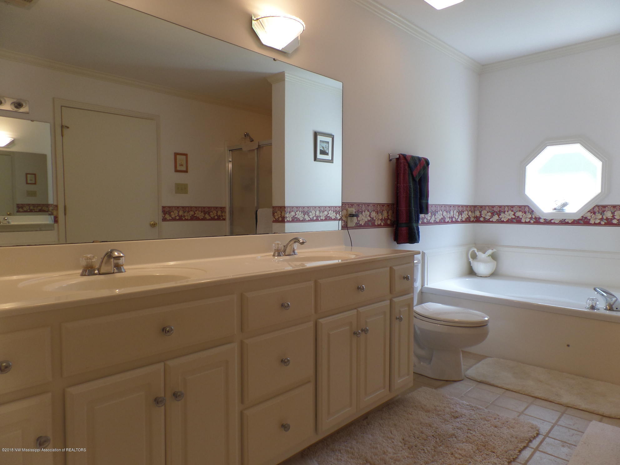 34009 Blackjack Road Batesville, MS 38606 - Photo 17 of 27 SAM_0246