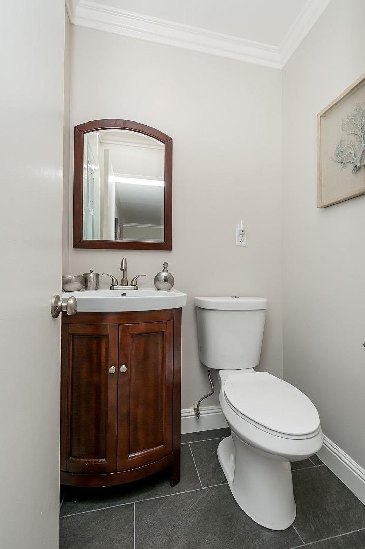 330 Bloomfield Road Burlingame, CA 94010 - Photo 5 of 15 Gallery Image 5